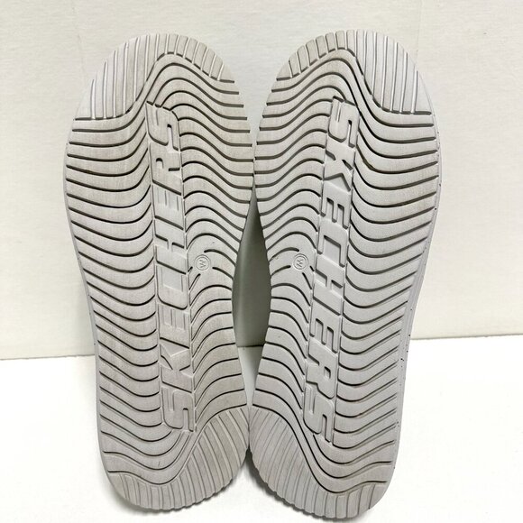 Skechers Proven Renco Slip-On Shoe - Picture 7 of 11